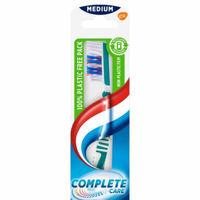 Aquafresh Complete Care Medium Toothbrush 1pce
